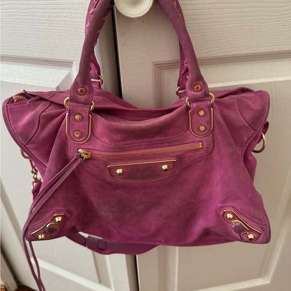 BALENCIAGA PINK SUEDE “RARE BAG” worn but still in good shape …. Authentic - Picture 2 of 12